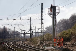 Das Bild zeigt Bauarbeiten an der Bahninfrastruktur (© go.Rheinland / Smilla Dankert) Das Bild zeigt Bauarbeiten an der Bahninfrastruktur (© go.Rheinland / Smilla Dankert)